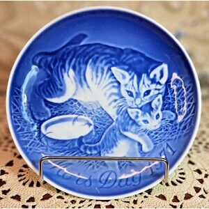 1971 Bing & Grondahl Mother's Day Plate Cat w/ Kitten Denmark 8000/9371 6"